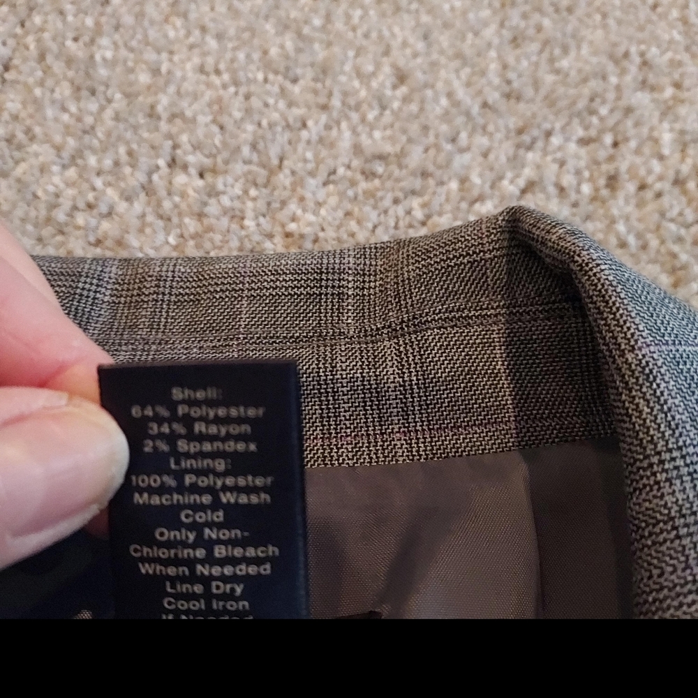 Ann Taylor Plaid Blazer Size 6P - Picture 4 of 4